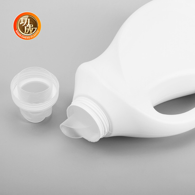 Semi-transparante plastic flessen met schroefdop